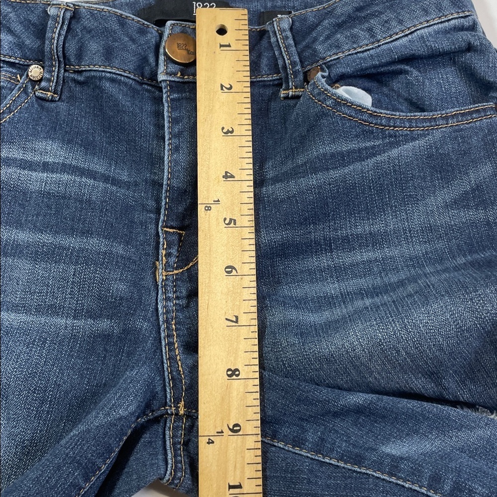 1822 Denim Taylor Jeans Women’s Distressed Cuffed Ankle Dark Wash Size 4 - Picture 6 of 8